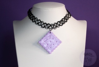 Choker z herbatnikiem liliowy