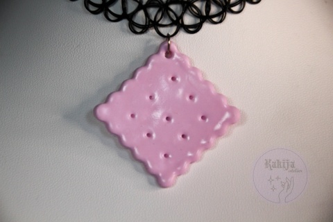 Choker z herbatnikiem pudrowy róż